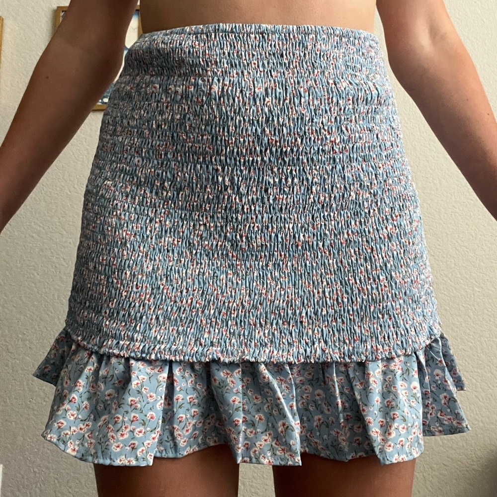 Lulu's Floral Smocked Ruffled Mini Skirt NEW W TAGS NEVER WORN
